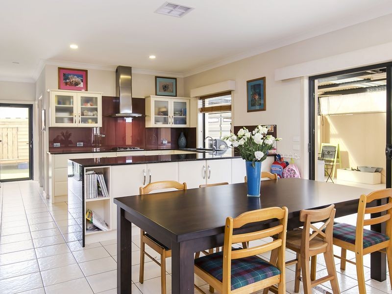 1 Dearden Road, North Haven SA 5018