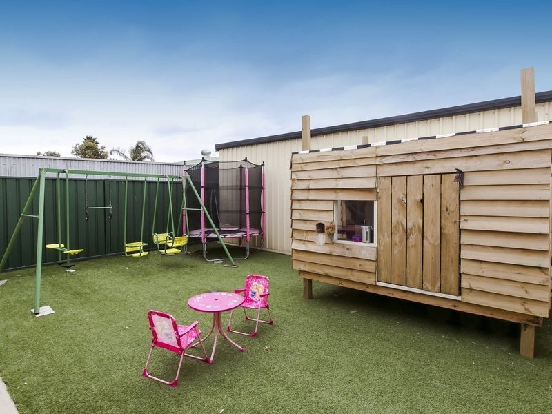 1 Dearden Road, North Haven SA 5018