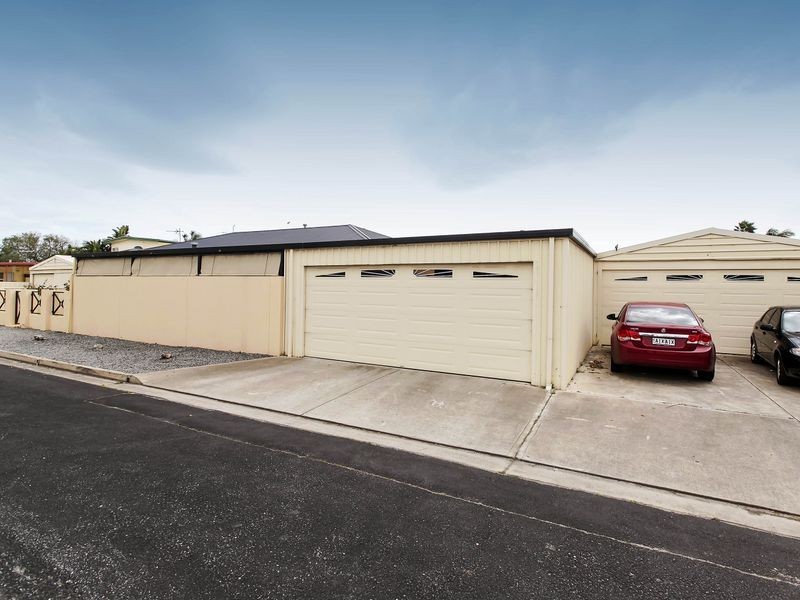 1 Dearden Road, North Haven SA 5018
