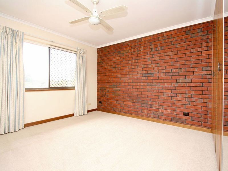 9 Brebner Drive, West Lakes SA 5021