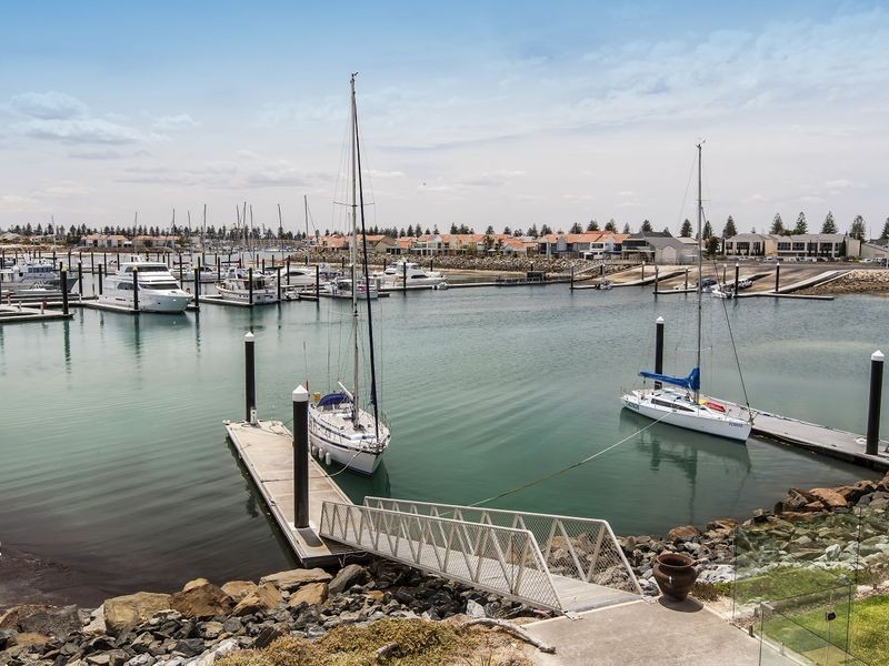 38 Cooroyba Court, North Haven SA 5018