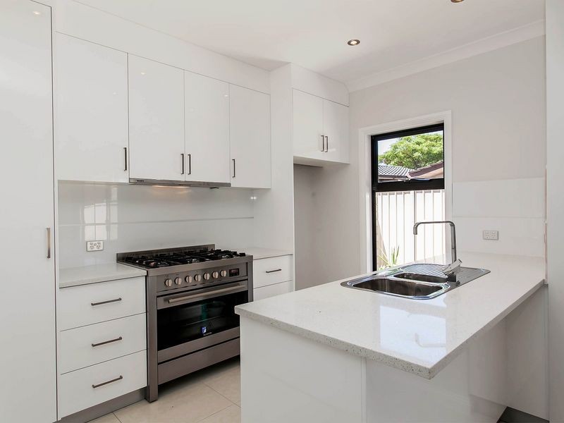 9 Kirra Avenue, West Lakes Shore SA 5020