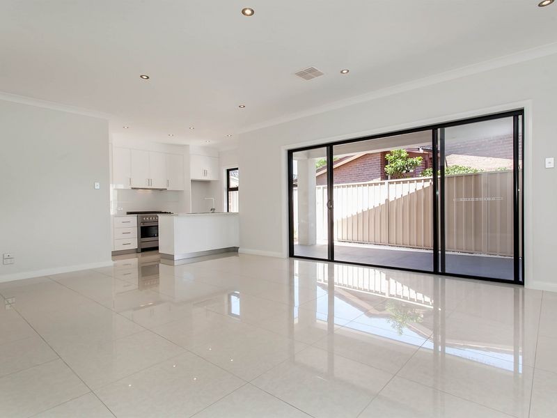 9 Kirra Avenue, West Lakes Shore SA 5020