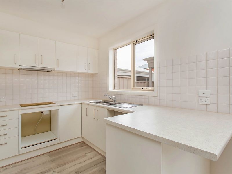 2/13 Horsley Drive, Kidman Park SA 5025