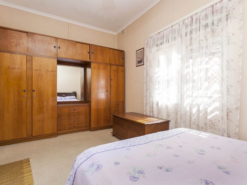 16 Cedar Avenue, Royal Park SA 5014