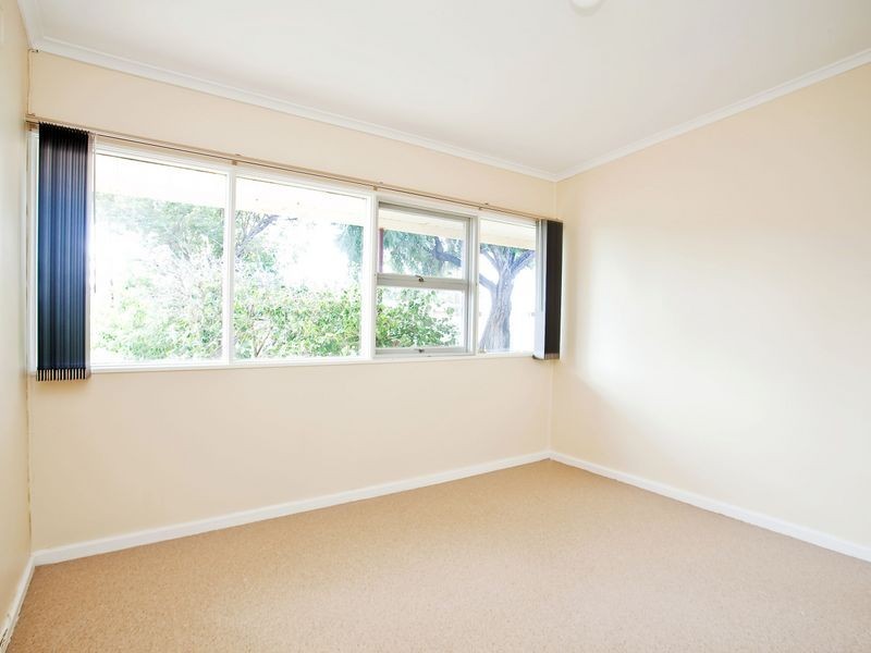 28 Bristol Crescent, Taperoo SA 5017