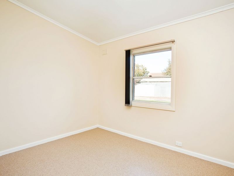 28 Bristol Crescent, Taperoo SA 5017