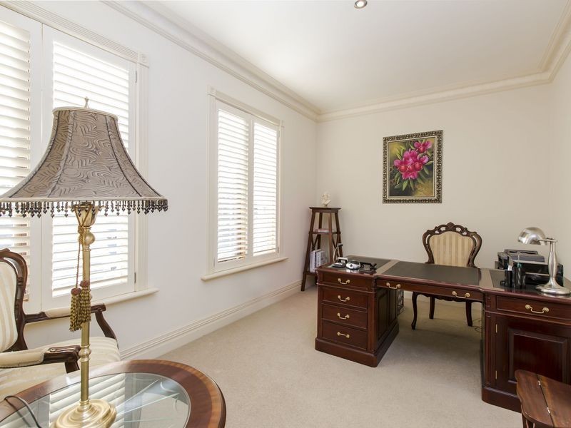 9 Bluelake Court, Tennyson SA 5022