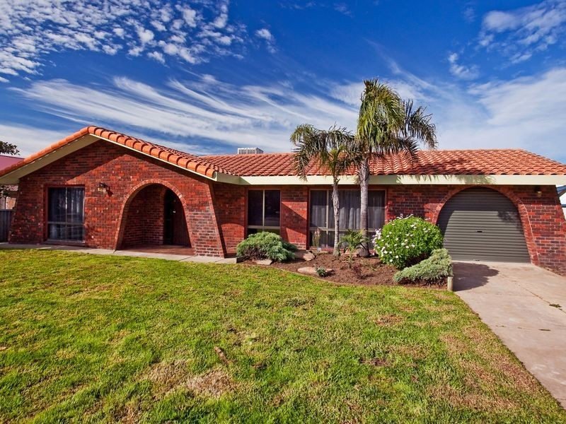 3 Illawarra Court, West Lakes Shore SA 5020