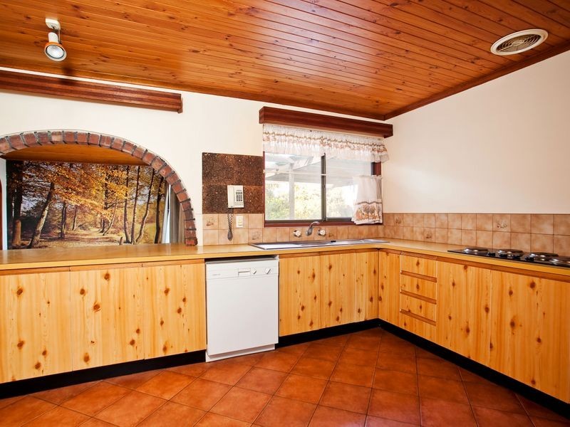 3 Illawarra Court, West Lakes Shore SA 5020