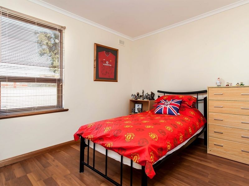 70 Recreation Parade, West Lakes Shore SA 5020