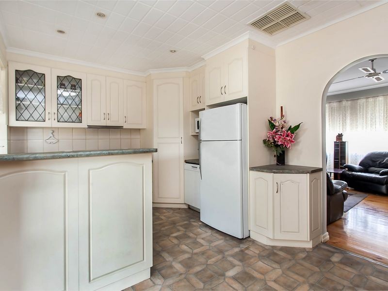 12 Trinity Street, Ottoway SA 5013