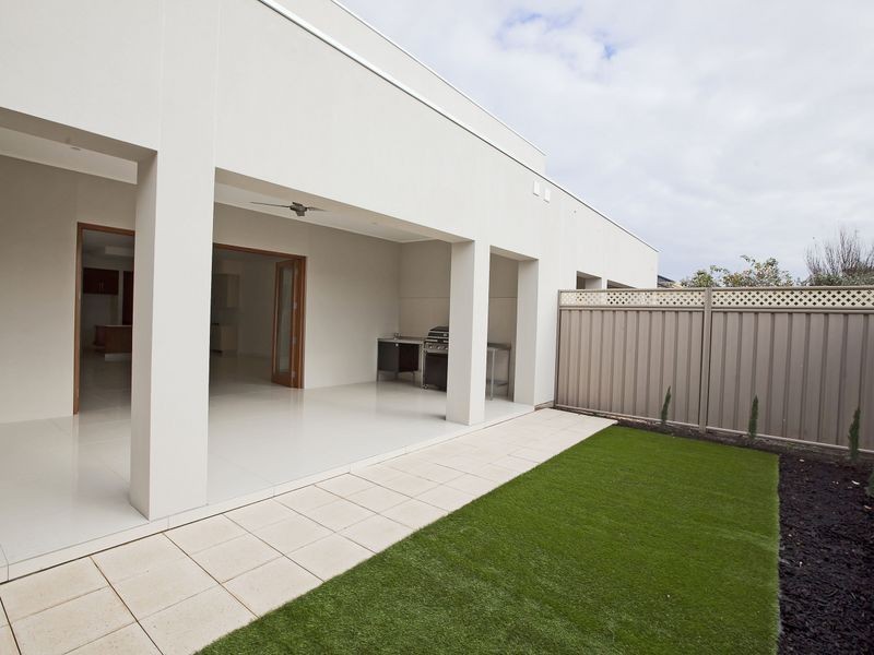 10 Mercurio Drive, Flinders Park SA 5025