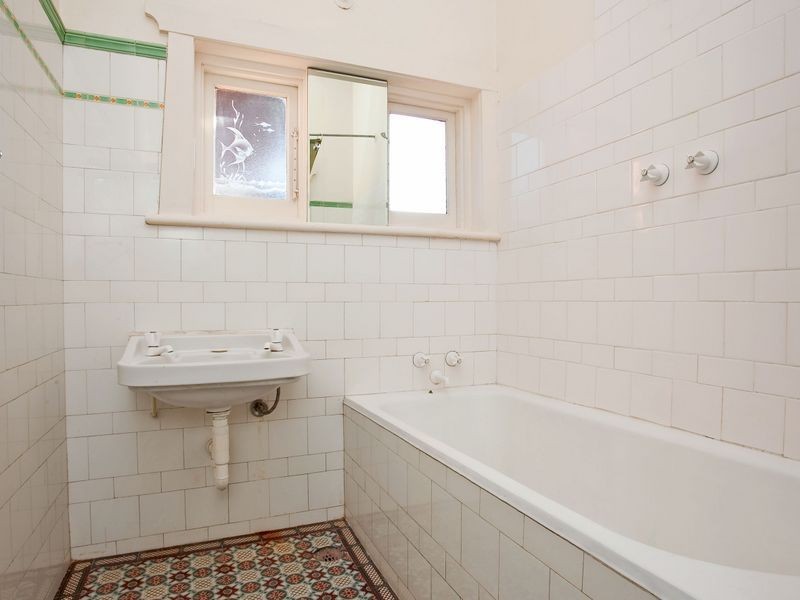 1 Glyde Street, Albert Park SA 5014