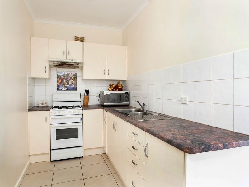 1/23 Military Road, West Beach SA 5024