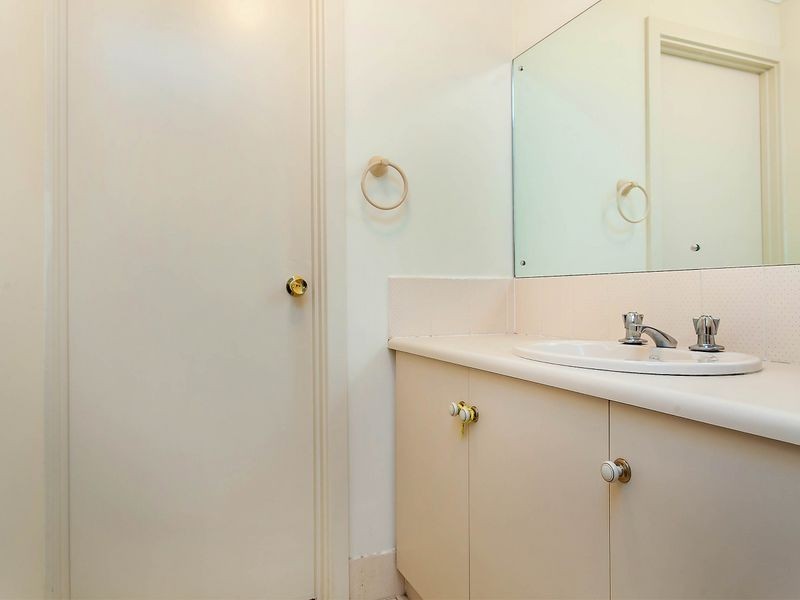 41 McInerney Avenue, Mitchell Park SA 5043