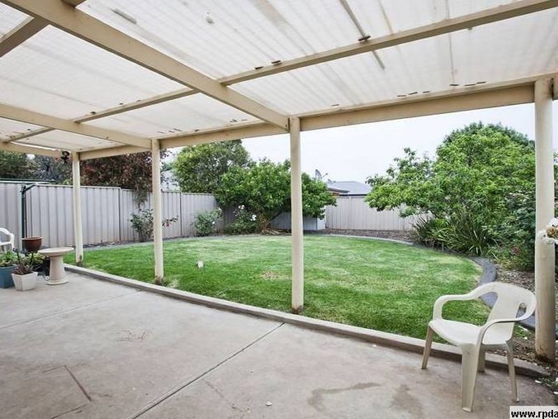 41 McInerney Avenue, Mitchell Park SA 5043
