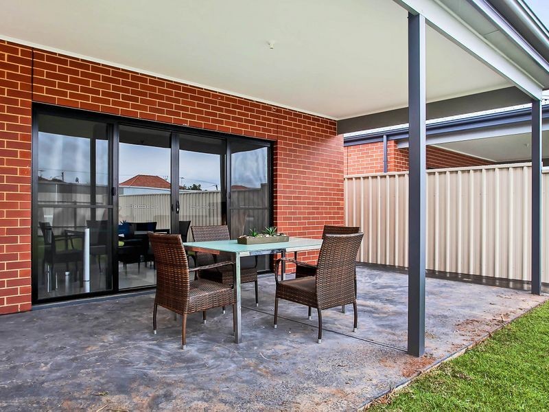 6 Stevens Street, Seaton SA 5023