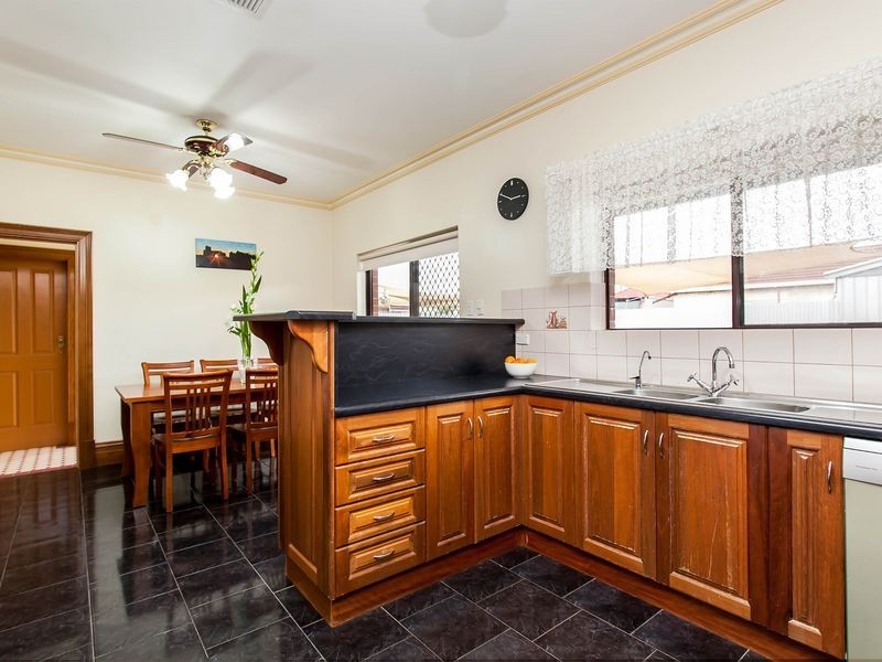 6 Paqualin Street, Hendon SA 5014