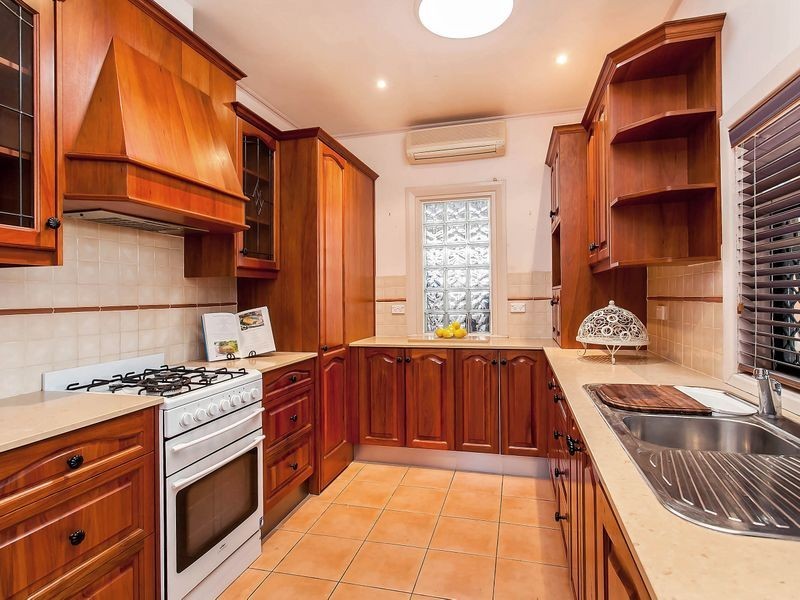 27 Baker Street, Birkenhead SA 5015