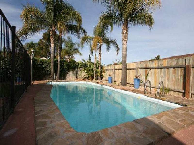 10 Mara Place, West Lakes SA 5021