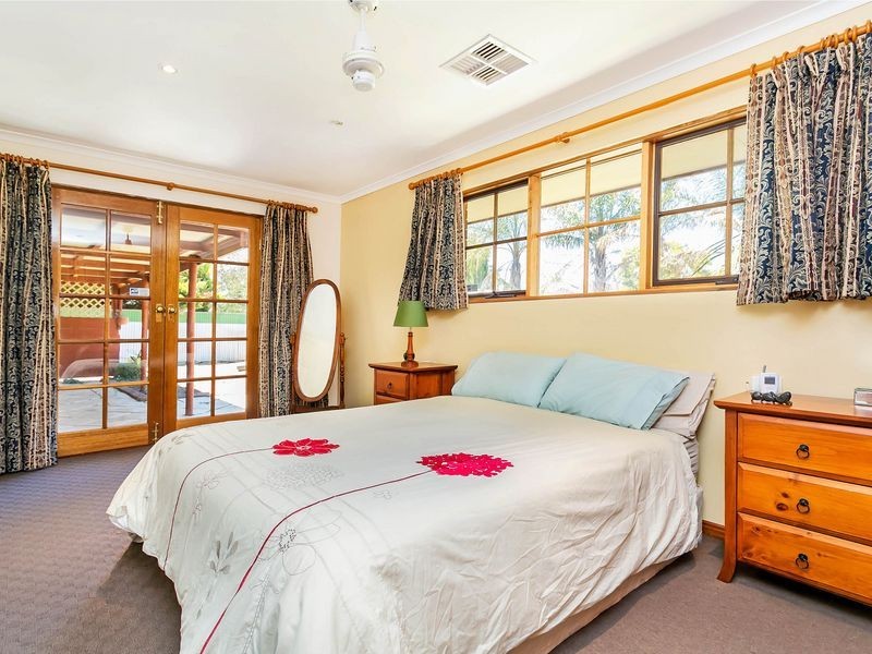 31 Grady Way, Grange SA 5022