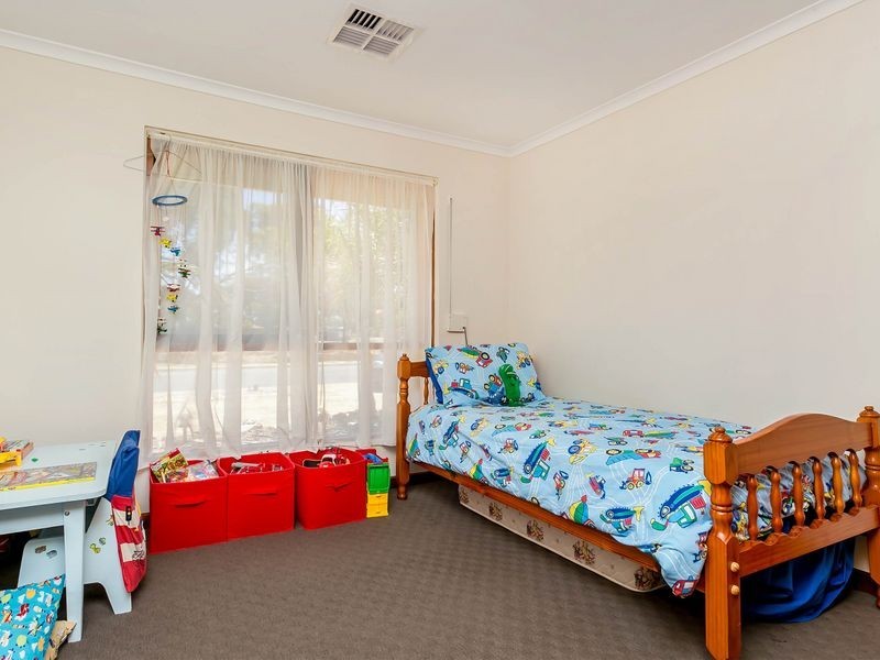 31 Grady Way, Grange SA 5022