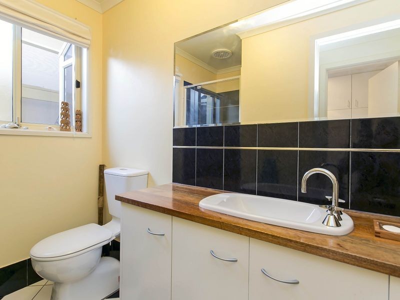 15 Gulf Point Drive, North Haven SA 5018