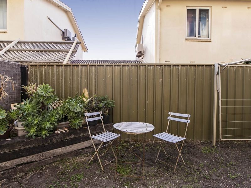 3/52 North Esplanade, Glenelg North SA 5045
