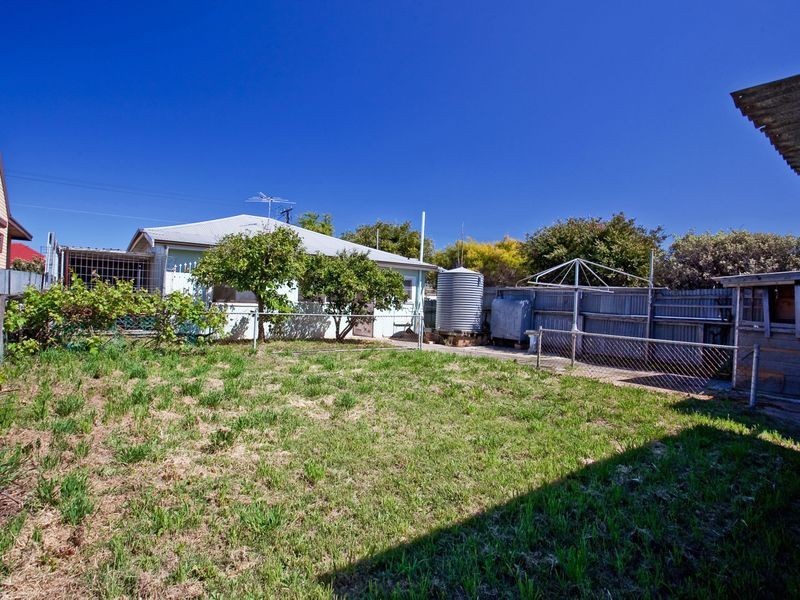 25 Cedar Avenue, Royal Park SA 5014