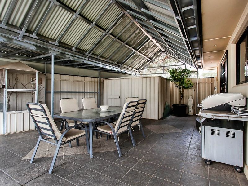 1 Boston Avenue, Parafield Gardens SA 5107