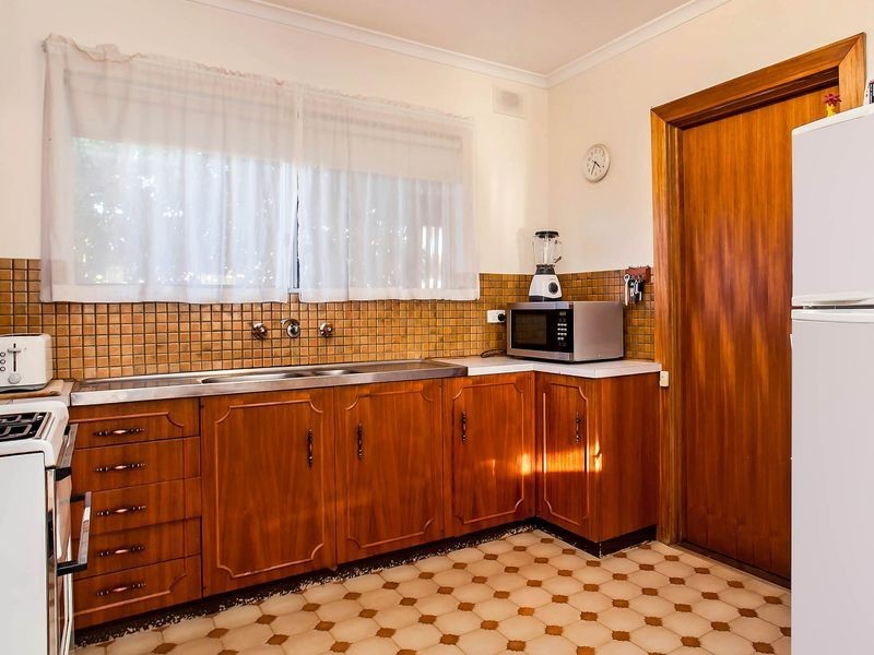 3/6 Marinna Court, West Lakes SA 5021