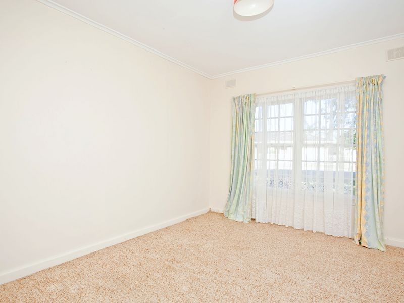 18 Columbine Avenue, West Lakes Shore SA 5020