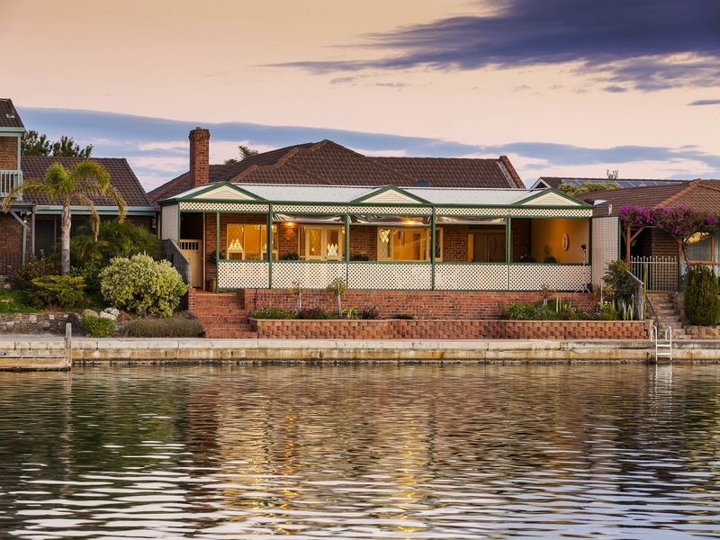 20 Dyer Court, West Lakes SA 5021