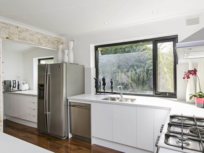 11 Silver Crescent, Grange SA 5022