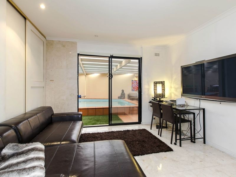 11 Silver Crescent, Grange SA 5022