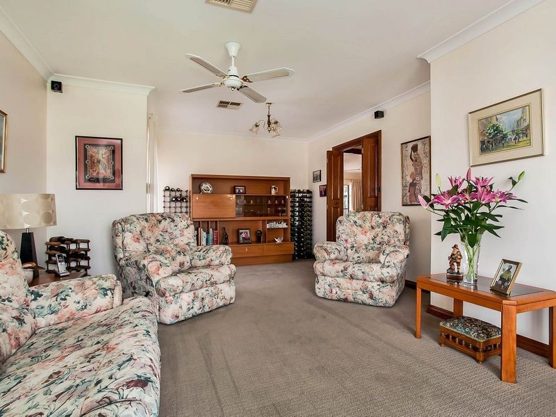 2/3 Hansen Court, West Lakes Shore SA 5020