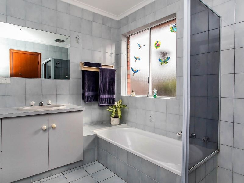 2/3 Hansen Court, West Lakes Shore SA 5020