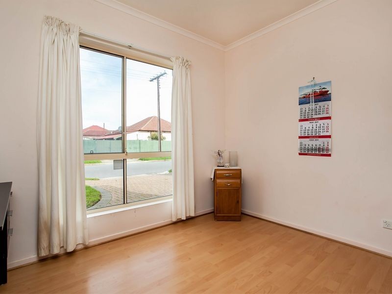 2 Nesbit Street, Albert Park SA 5014