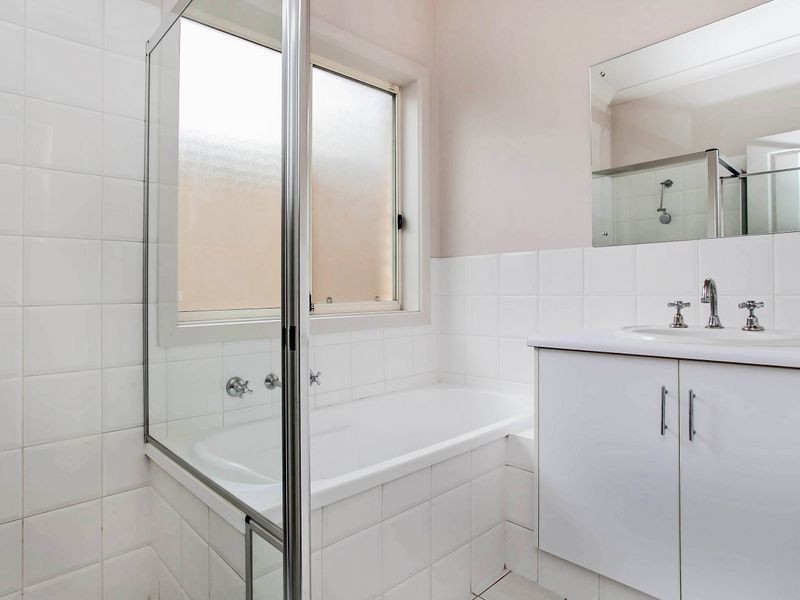 65A Dumfries Avenue, Seaton SA 5023