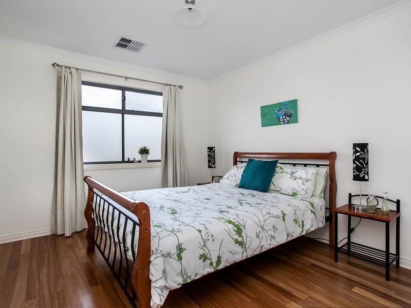 24 Knapman Crescent, Port Adelaide SA 5015