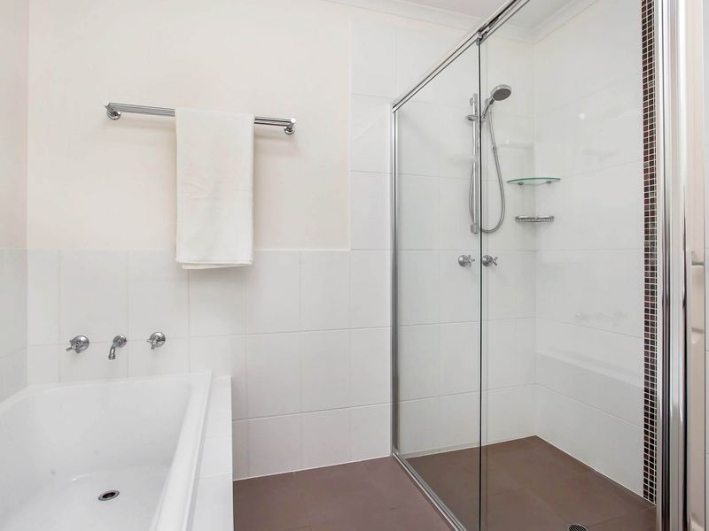 24 Knapman Crescent, Port Adelaide SA 5015