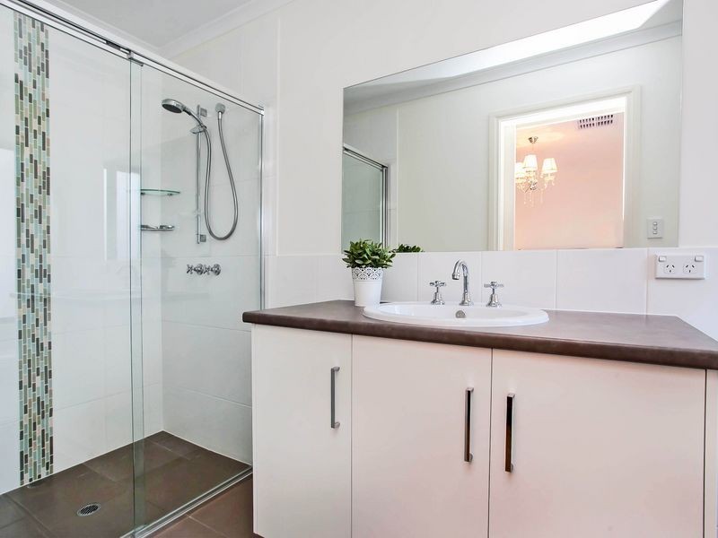 24 Knapman Crescent, Port Adelaide SA 5015