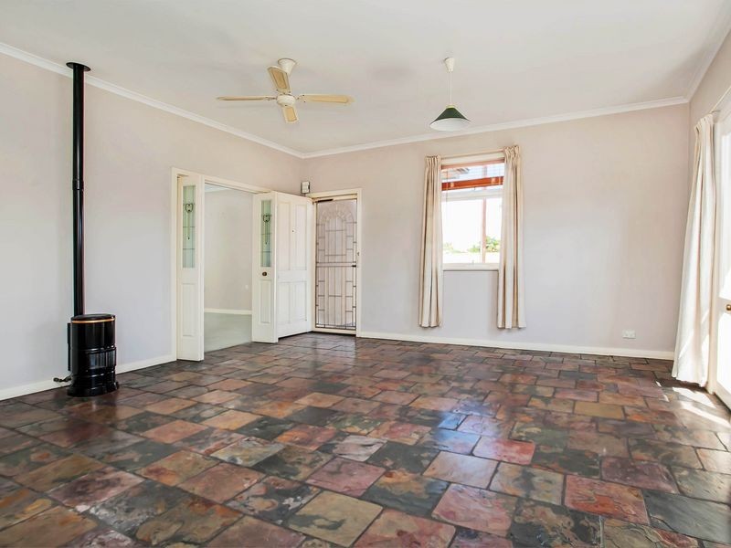 2 Yorke Terrace, Royal Park SA 5014