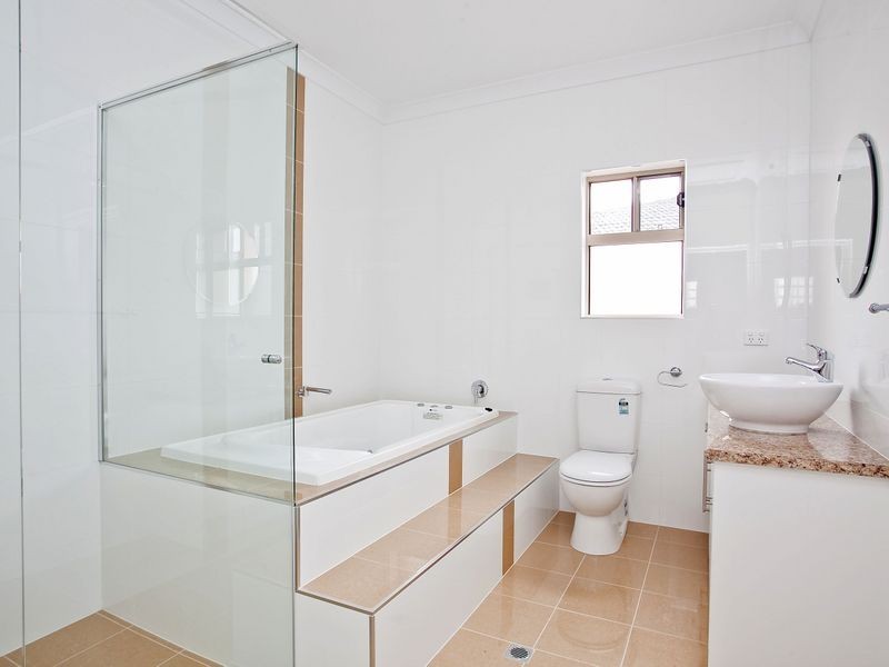 15 Tiranna Way, West Lakes SA 5021