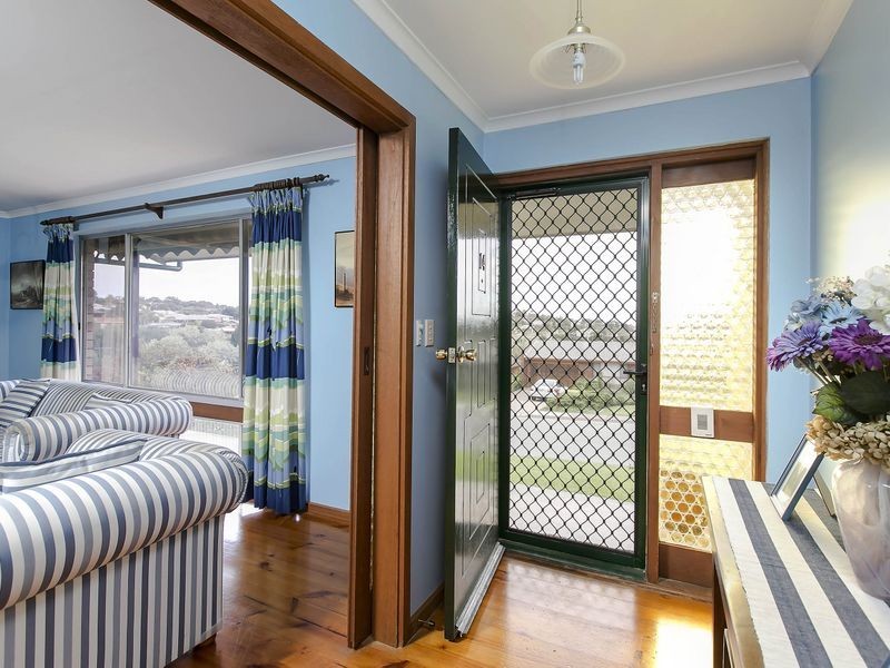 14 Galatea Street, Hallett Cove SA 5158