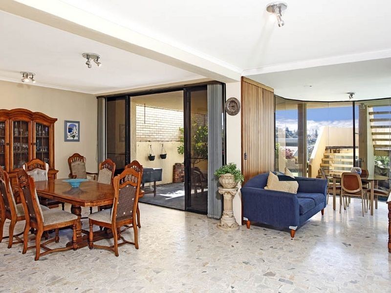 16 Hillcrest Avenue, Mona Vale NSW 2103