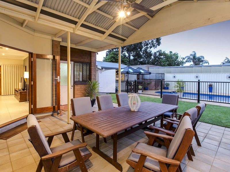 23 Fortrose Avenue, Seaton SA 5023