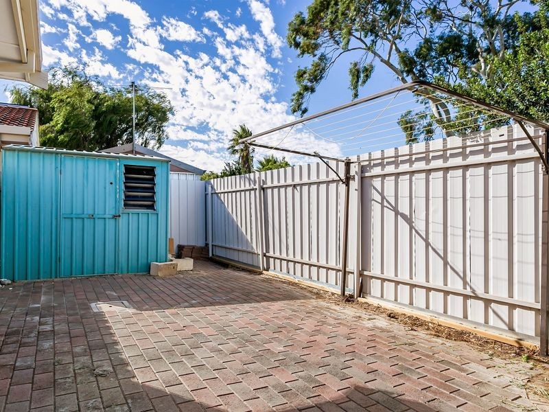 2/102 Macedonia Street, North Haven SA 5018