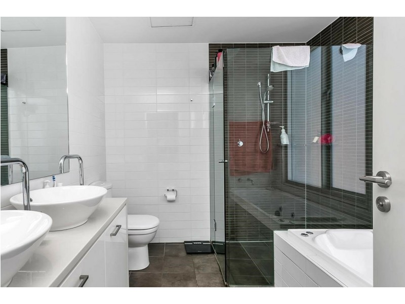 11 Karra Cove, New Port SA 5015